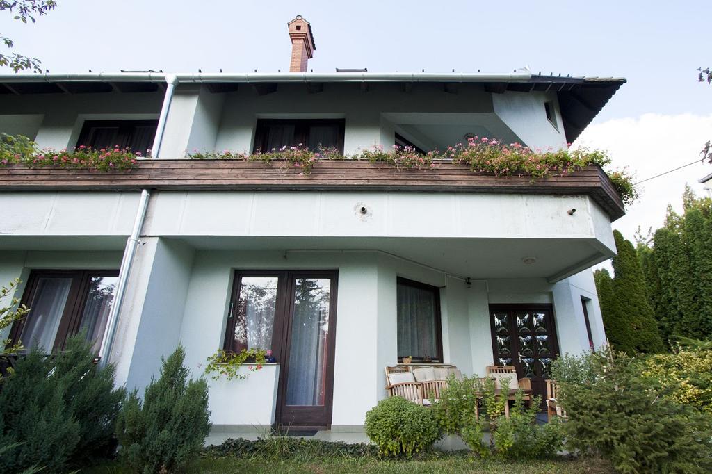 Dominika Apartman Hotel Budapest Exterior foto