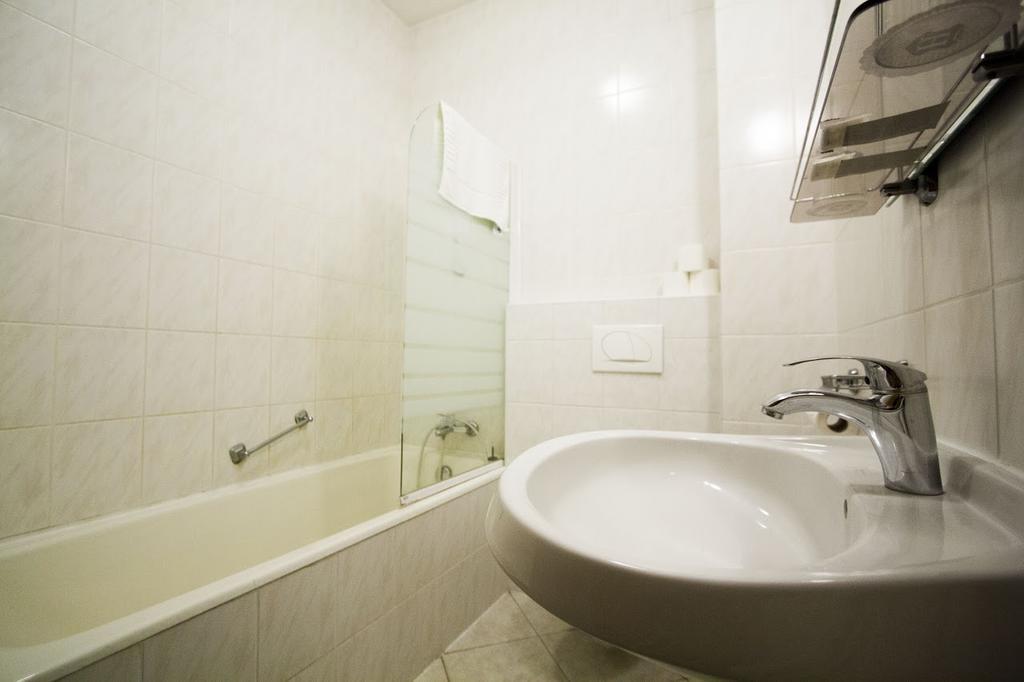 Dominika Apartman Hotel Budapest Exterior foto