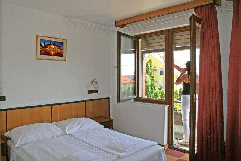 Dominika Apartman Hotel Budapest Exterior foto